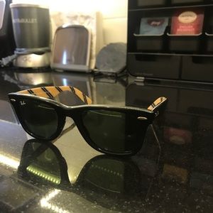 Ray Ban Wayfarer Brook Brothers Edition